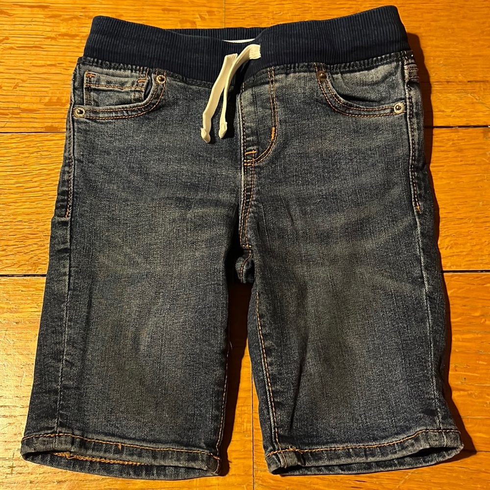 Kids Old Navy Karate Slim Built in Flex Max Jeans Shorts sz XS / 5